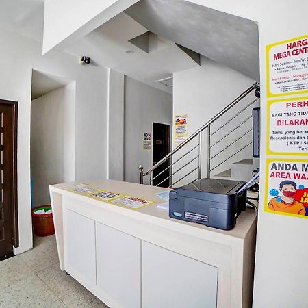 OYO 91211 Mega Comfort Guest House Medan Extérieur photo