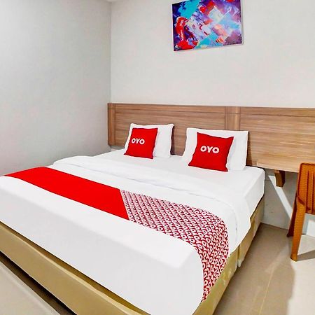 OYO 91211 Mega Comfort Guest House Medan Extérieur photo