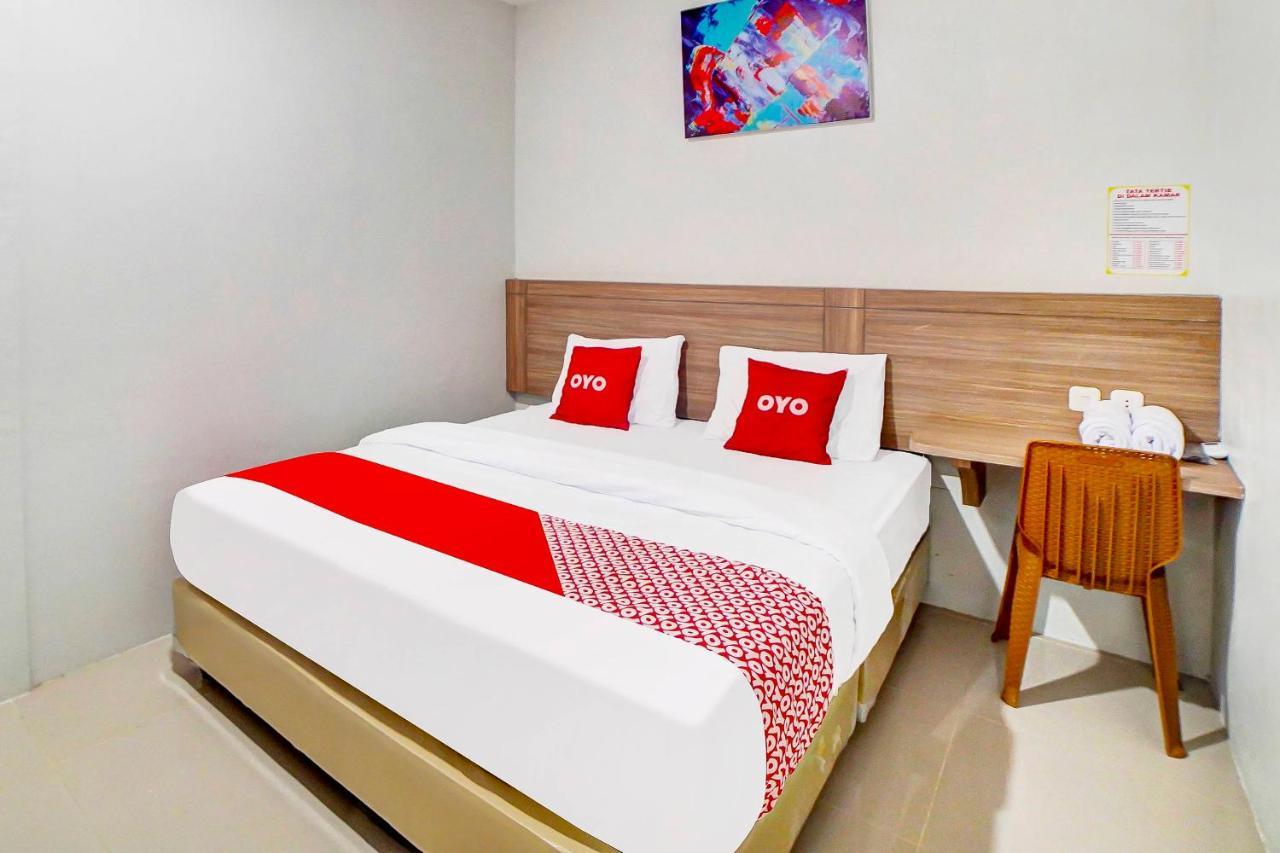 OYO 91211 Mega Comfort Guest House Medan Extérieur photo